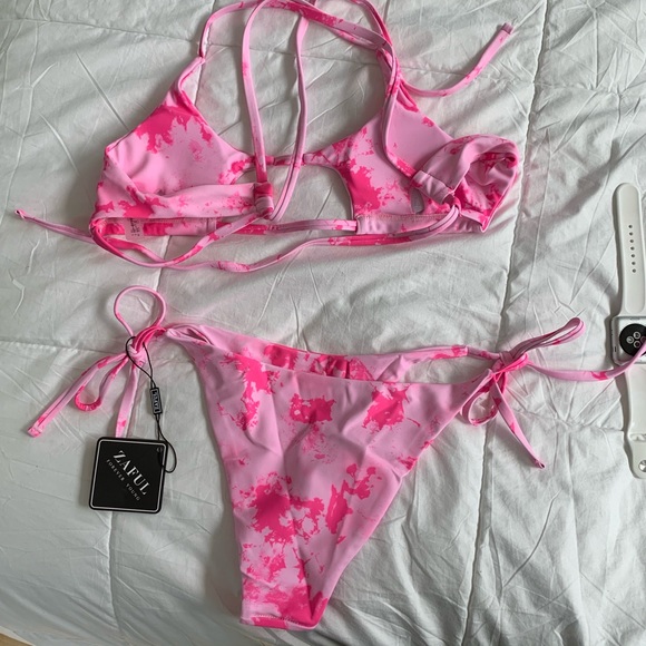 PINK TIE DYE BIKINI - Picture 4 of 5